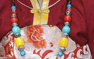 Timeless Elegance: The Beauty of Antique Turquoise Accessories in Tibet