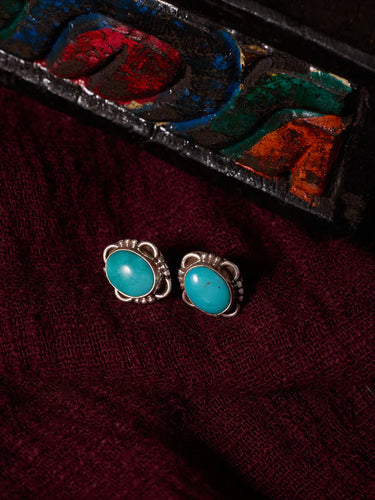 Elegant Turquoise Stud Earrings – Sterling Silver & Raw Turquoise