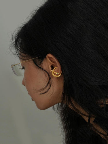 Daily Energy Earrings | Gold Snake Minimal Hook Form