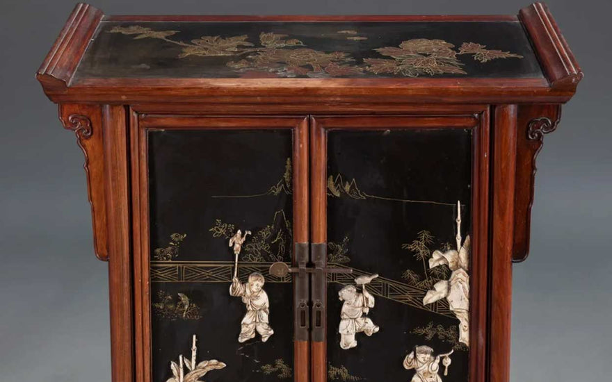 Bold and Beautiful: The Timeless Allure of Black Corner Cabinets in Chinese Design