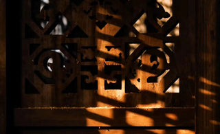 Oriental Aesthetics: A Light Dance in Multidimensional Space and Time