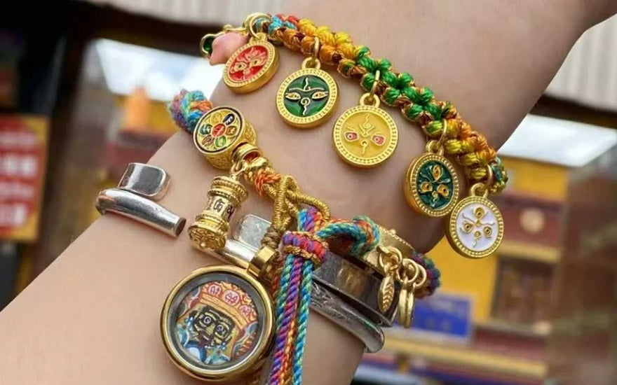 Embracing Nature: Symbolism of Flora and Fauna in Tibetan Accessories