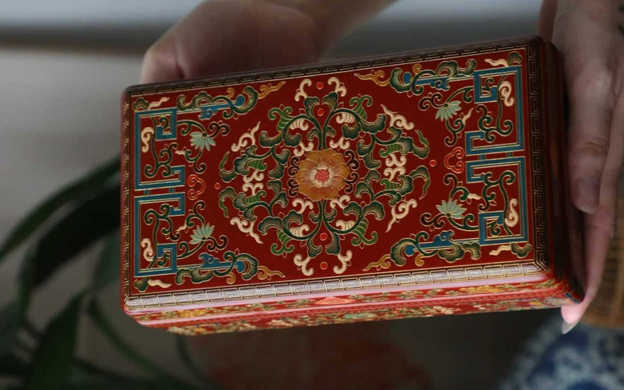 Red Lacquerware: A Timeless Elegance
