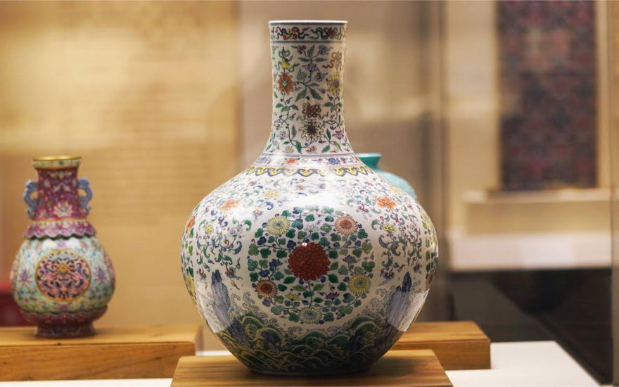 Aesthetic Marvels: The Timeless Charm of Yongzheng Doucai Vases 