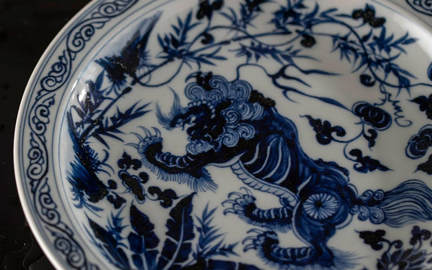 Appreciate Ming and Qing porcelain decorations and understand traditional cultural symbols