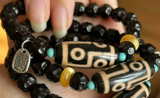 The Fusion of Tradition and Modernity: Contemporary Expressions of Tibetan Dzi Bead Bracelets