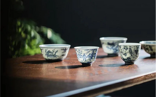 Elegant Craftsmanship: The Meticulous Artistry of Blue and White Porcelain Vases