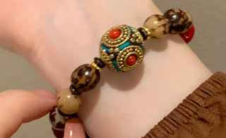 Stone Inlay Art: The Precision Craftsmanship of Inlaid Stone in Tibetan Accessories