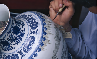 The Brand Story of Long Yu Jing Yao and Its Founder Luo Yunlong