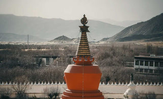 Abundant meanings derived from different color and materials of beads