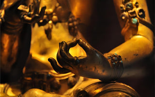 The Elegance of Eight Common "Buddha's Hand Prints" 