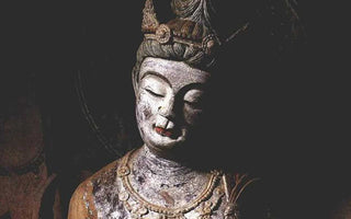 Crafting Divinity: Chinese Buddha Statues Revealed