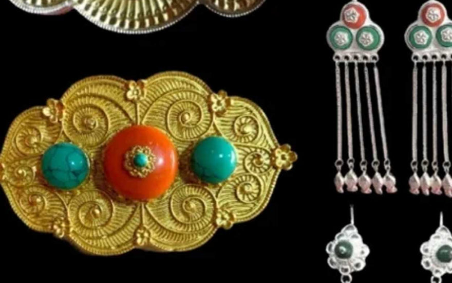 Enchanting Amber: Antique Amber Accessories of Tibet