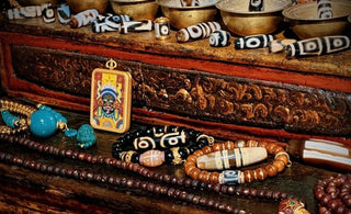🔮 When Stones Remember: The Heartbeat of Tibetan Dzi Beads