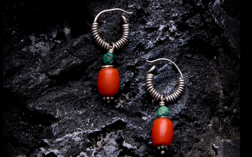 Wearing Meaning: Spiritual Stones and the Mountain Soul | Lumahima