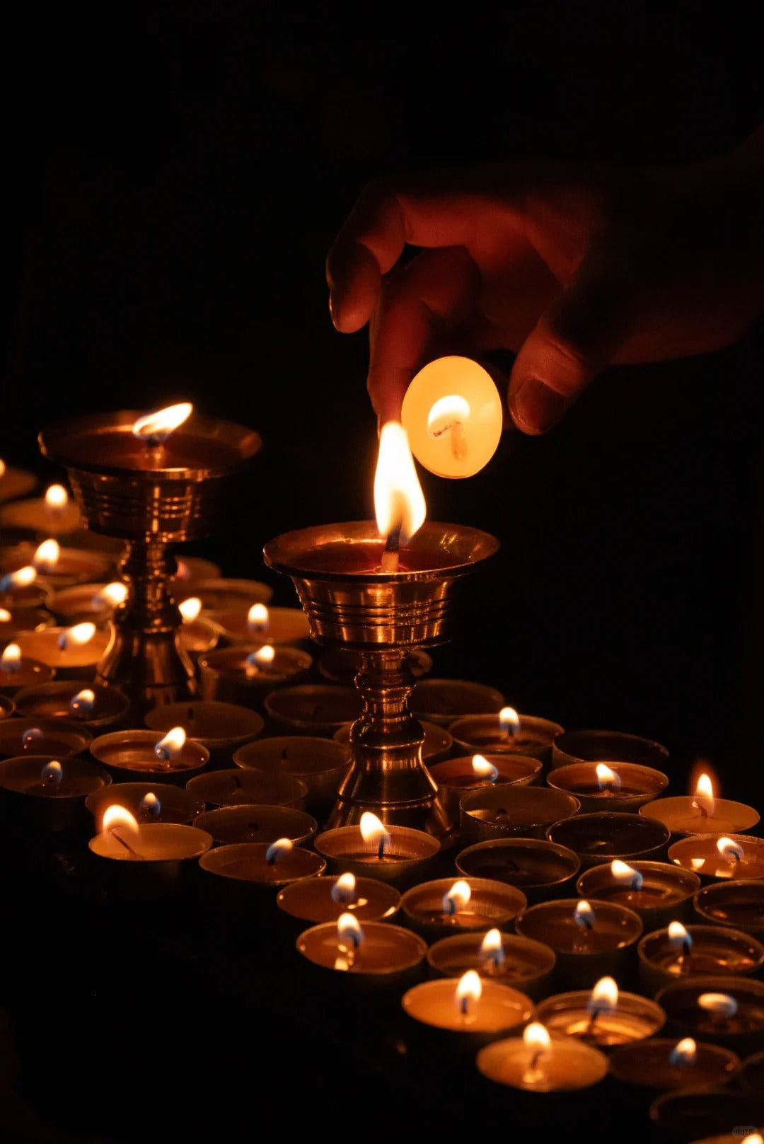 💎 Mani Stone Ritual: A Sacred Offering on Dakini Day – Luma Himalaya