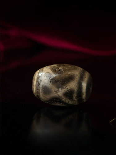 Rare Nine-Eye Dzi Bead Pendant – Love and Energy Protection