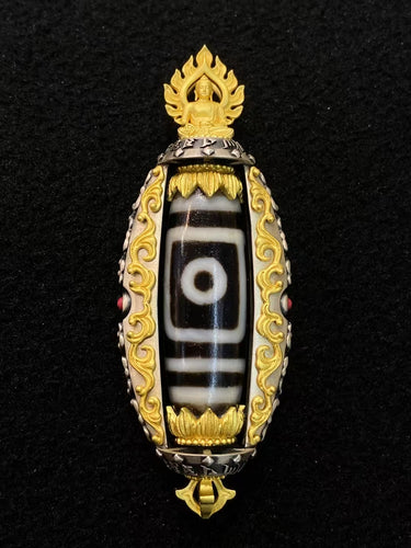 Healing Blessings Pendant – Dzi Beads with Gold-Plated Medicine Buddha Design