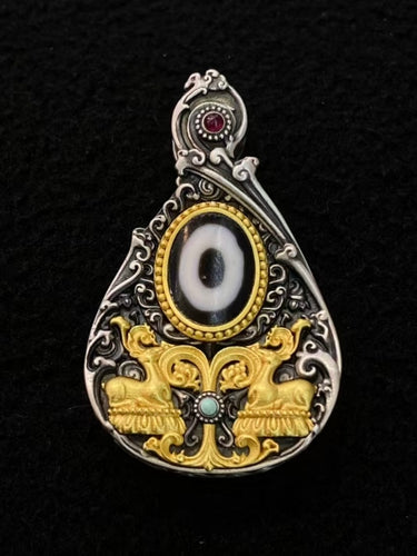 Sacred Harmony Pendant – Dzi Beads with Gold-Plated Double Deer Design